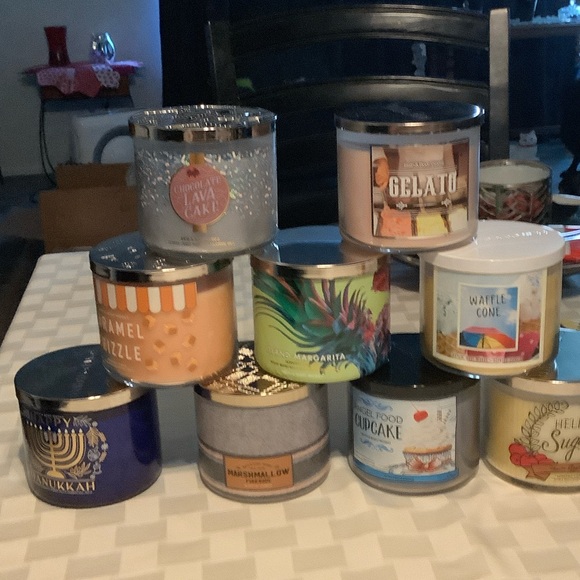 Bath & Body Works Candle Set - Blue, Purple, Pink, White - Picture 1 of 11